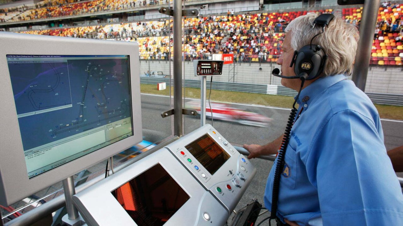 Charlie-Whiting-on-the-starting-gantry-for-the-Chines-GP-Shanghai-credit-FIA-Communications